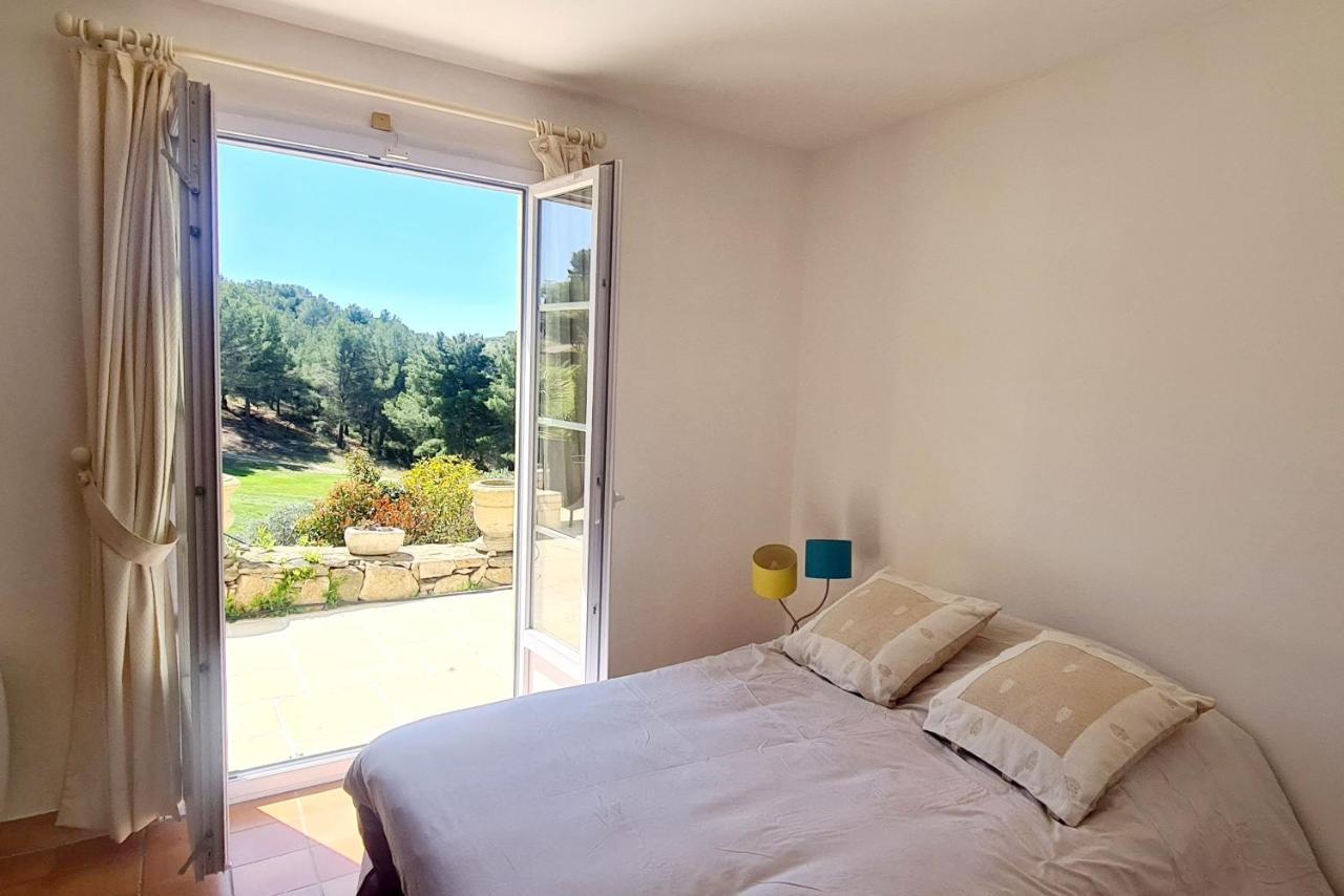 Villa Dans Cadre D'Exception - Golf, Piscine Et Tennis Prive Saint-Cyr-sur-Mer Zewnętrze zdjęcie